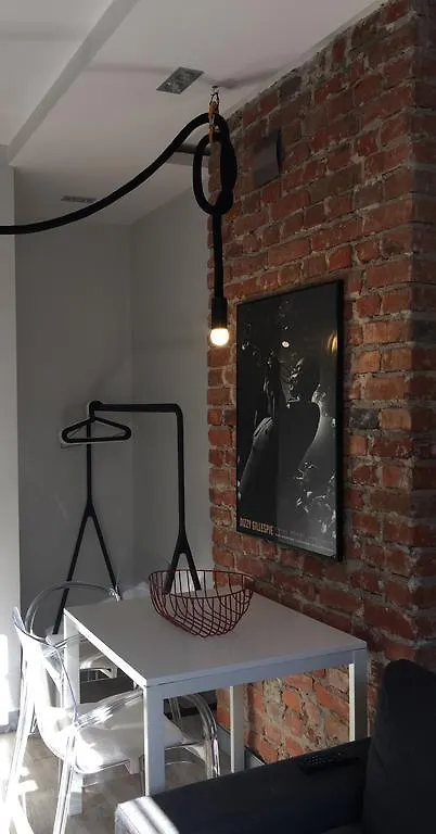 Old Town Apartment / Igielnicka Gdansk Польша