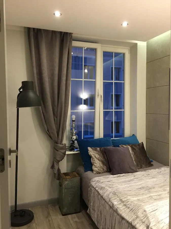 Old Town Apartment / Igielnicka Gdansk 0*,