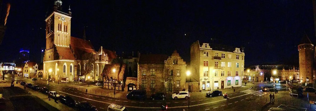 Old Town Apartment / Igielnicka Gdansk